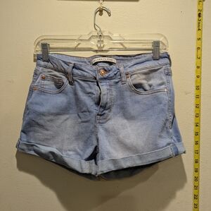 Celebrity Pink Women's Light Blue Denim Shorts Size 5/27